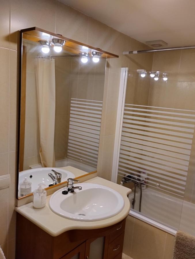 Apartamentos Canana De Vega Flix Exteriér fotografie